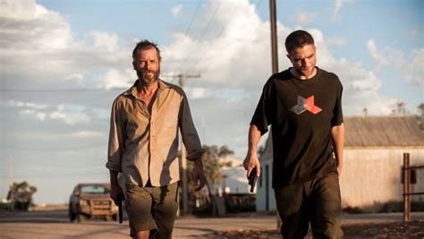 The Rover -  A Post-Apocalyptic Odyssey Through Scorching Outback and Gritty Moral Dilemmas!